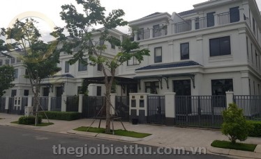 Bán nhà phố Thảo Điền gần Vincom Thảo Điền